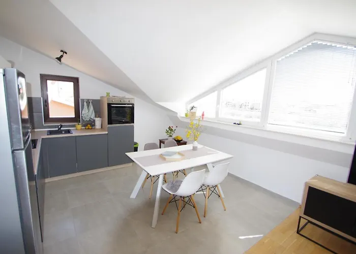 Luci Appartement Valbandon